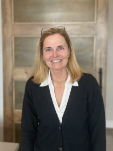 Heber female pediatrician Dr. Holly Richter MD at Heber Valley Pediatrics