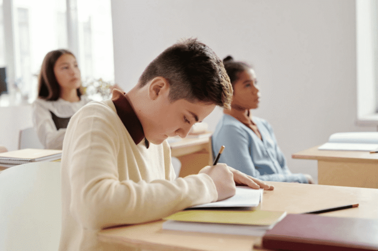 ADHD Symptoms in Teens and Their Impact on Grades, Mood, and Focus